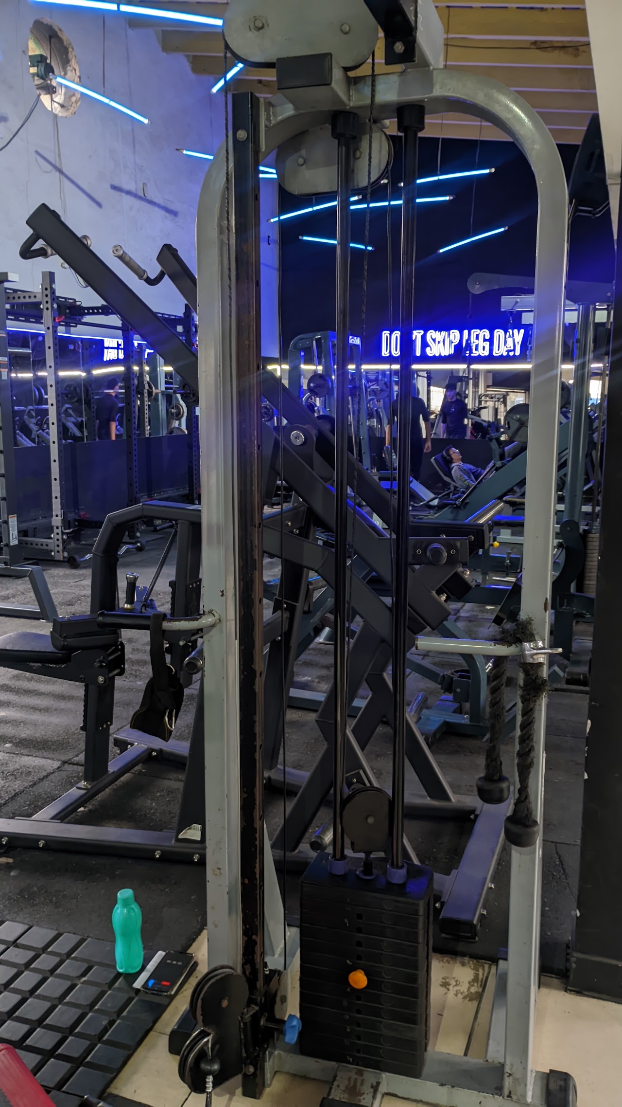 New Body Gym - equipamiento